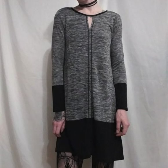 Long Sleeve Shift Dress - Picture 1 of 9